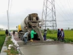 Jalan Beton 1,2 Km Belah Sawah Bojonegoro