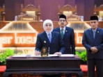 Khofifah–DPRD Jatim Sahkan Dua Perda Strategis