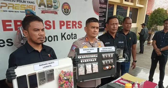 Kos-Kosan Disulap Pabrik Tembakau Sintetis di Cirebon