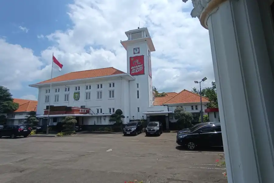 KPK Geledah Kantor Wali Kota Madiun, Amankan Bukti Proyek