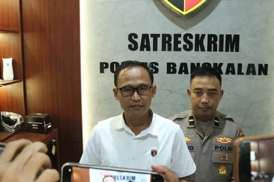 Cekcok di Kafe, Pria Bangkalan Cekik Istri Siri