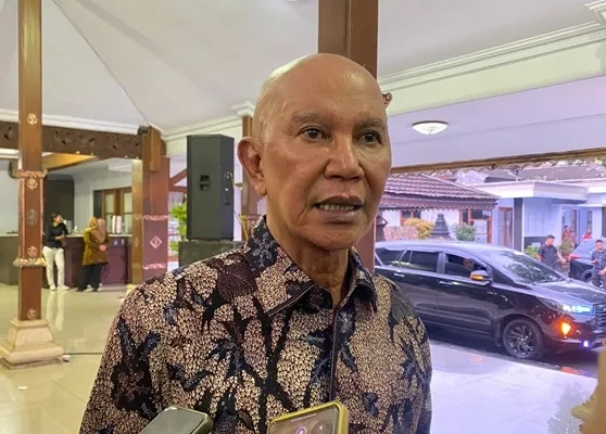 DPR Bantah Tutup Alfamart-Indomaret