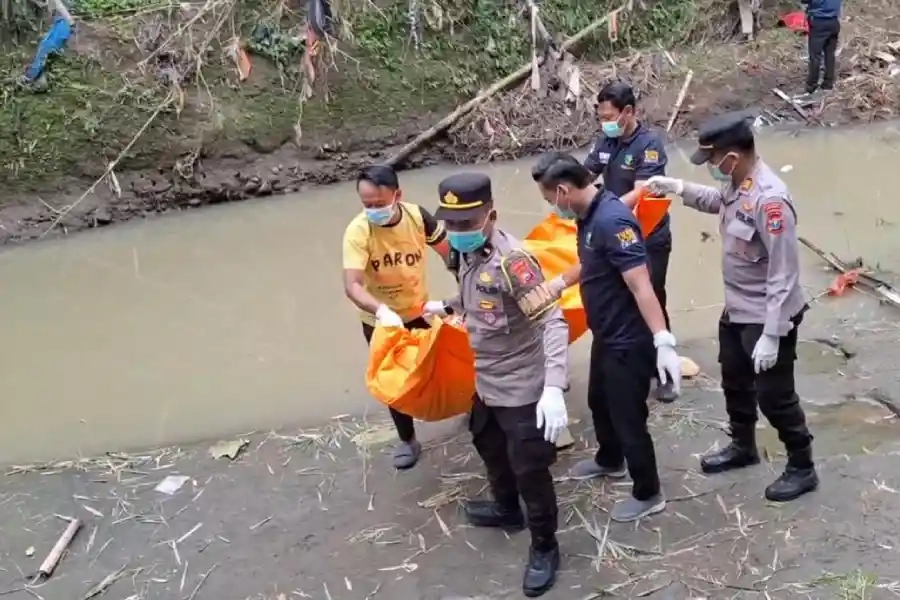 Mayat Wanita Tanpa Busana Gegerkan Ngawi