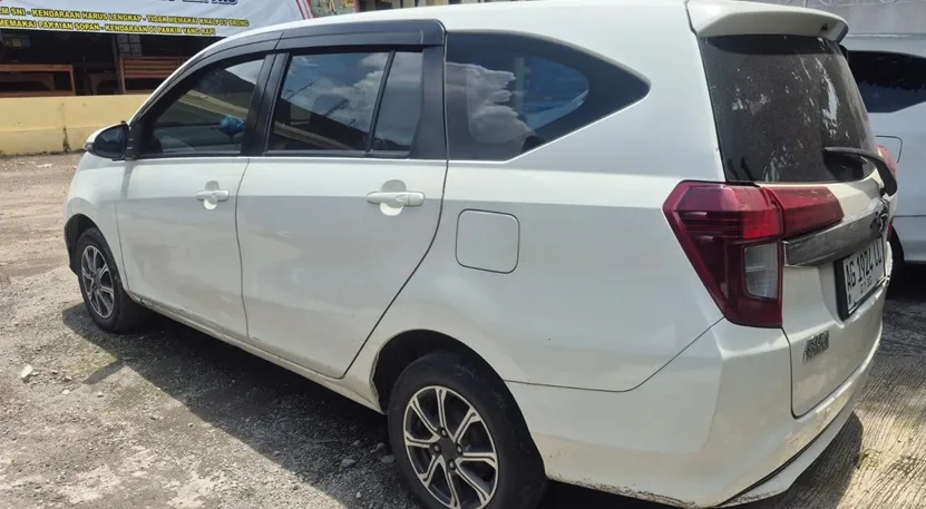 Mobil Grab Dicuri di Indomaret Mojowangi