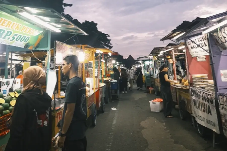 Ngabuburit Kodam Brawijaya Diterpa Cuaca dan Daya Beli