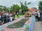 Polres Jombang Musnahkan 12.310 Botol Miras