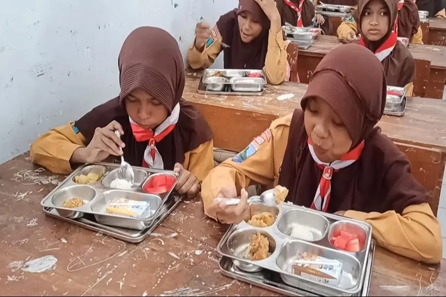 Distribusi MBG Sempat Dihentikan, Pengawasan Dipertanyakan