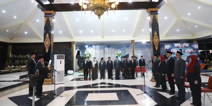 Lima Pejabat Jombang Dilantik, Seleksi Disorot Transparansi