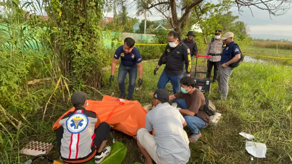 Mayat Misterius di Sawah, Identitas Masih Gelap