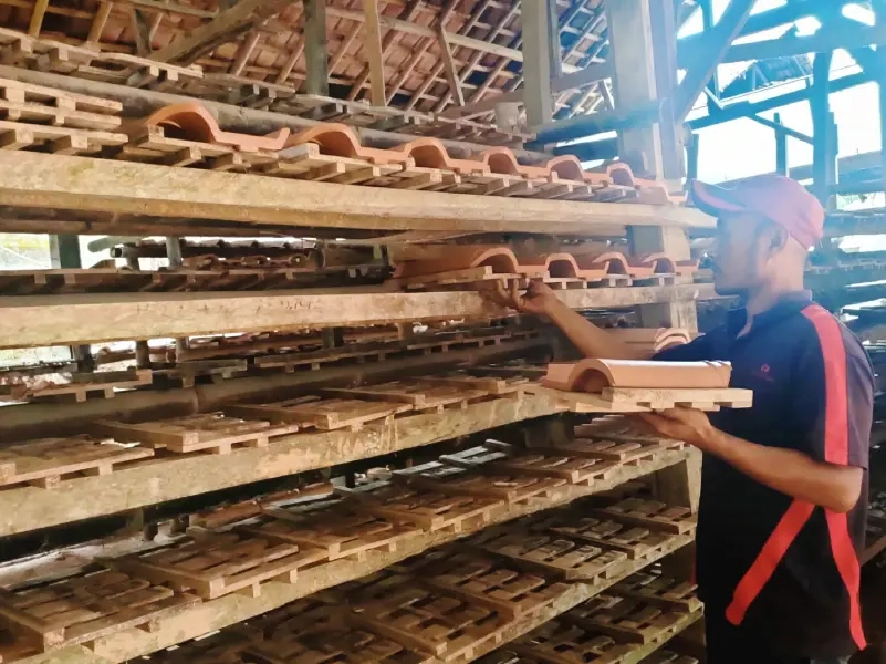 Pengrajin Genteng Ploso Siap Sambut Program Gentengisasi