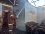 Rumah Warga Rejoagung Jombang Hangus Terbakar