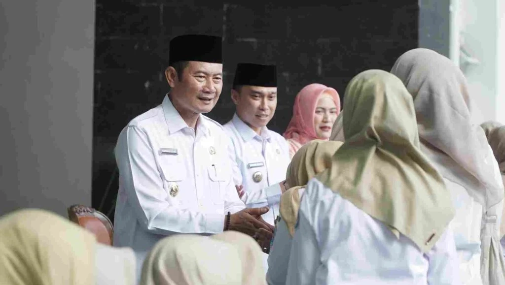 WFH ASN Lamongan Disiapkan, Efektif Tekan BBM