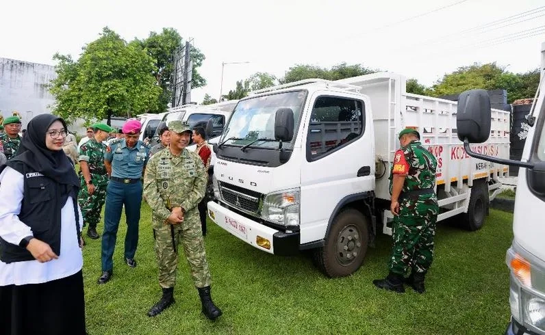 18 Truk Bantuan Prabowo Disalurkan, Koperasi Dipacu