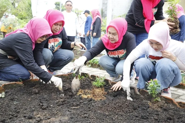 Aksi Hari Bumi Jombang Disorot Minim Dampak Nyata