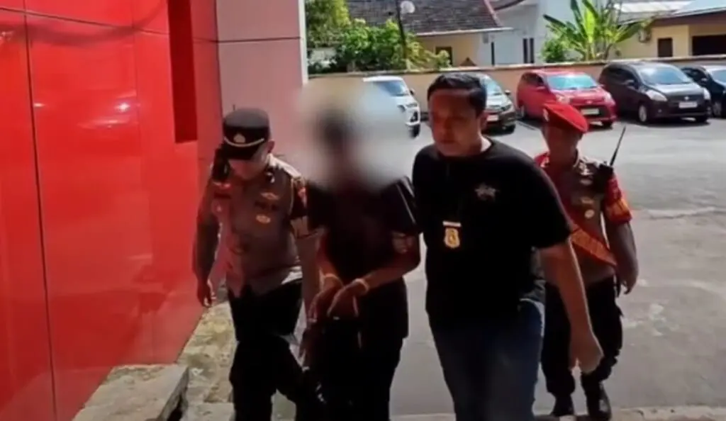 Bobol Kotak Amal, Uang Habis untuk Judi Online