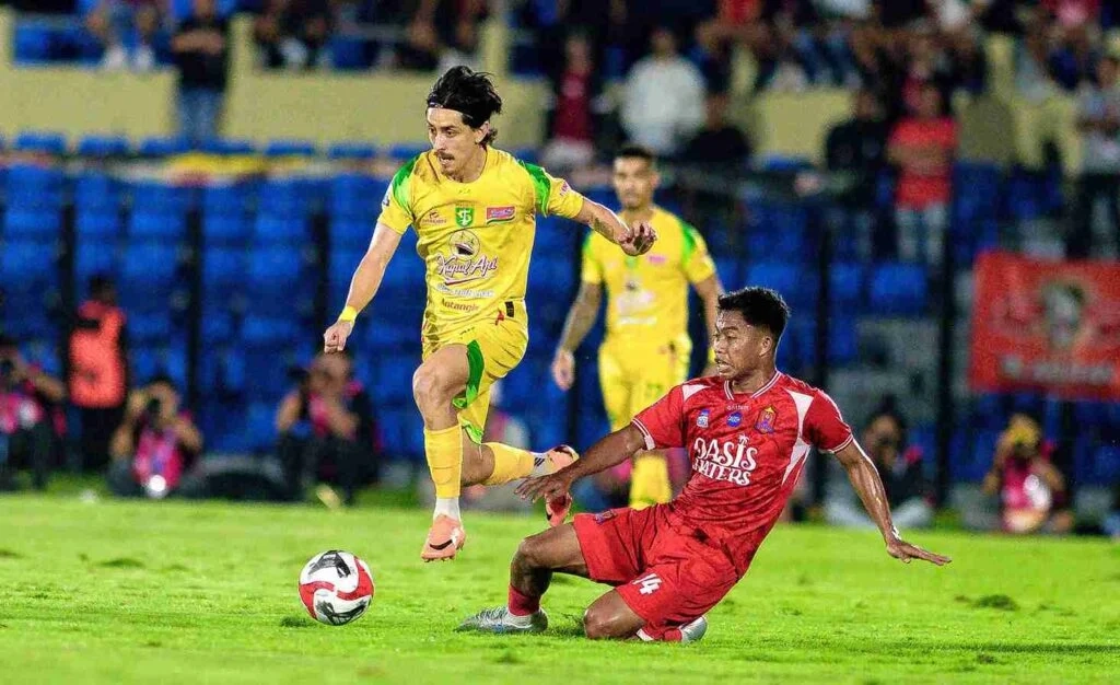 Duel Persija vs Persebaya Ujian Papan Atas