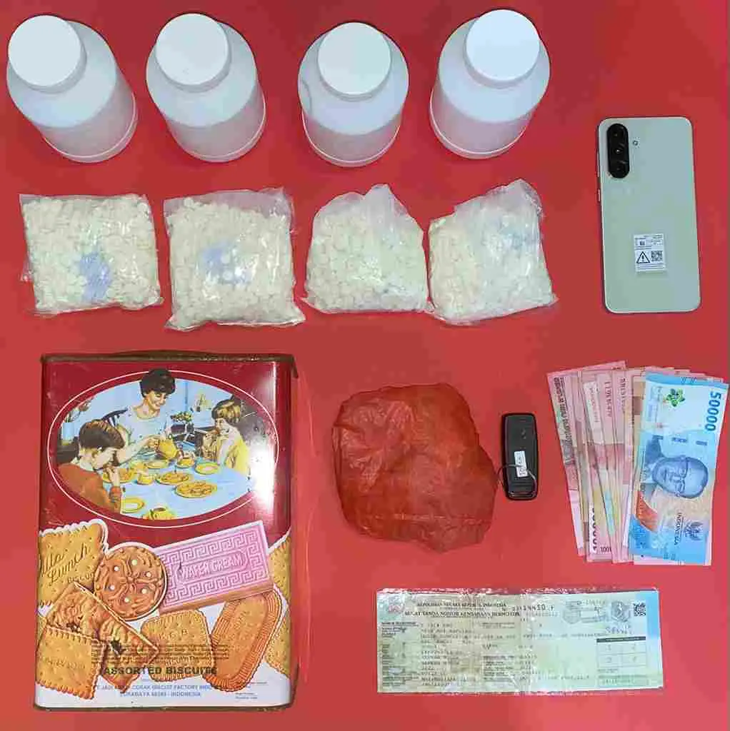 Gerebek Pacet, 4.000 Pil Double L Disita