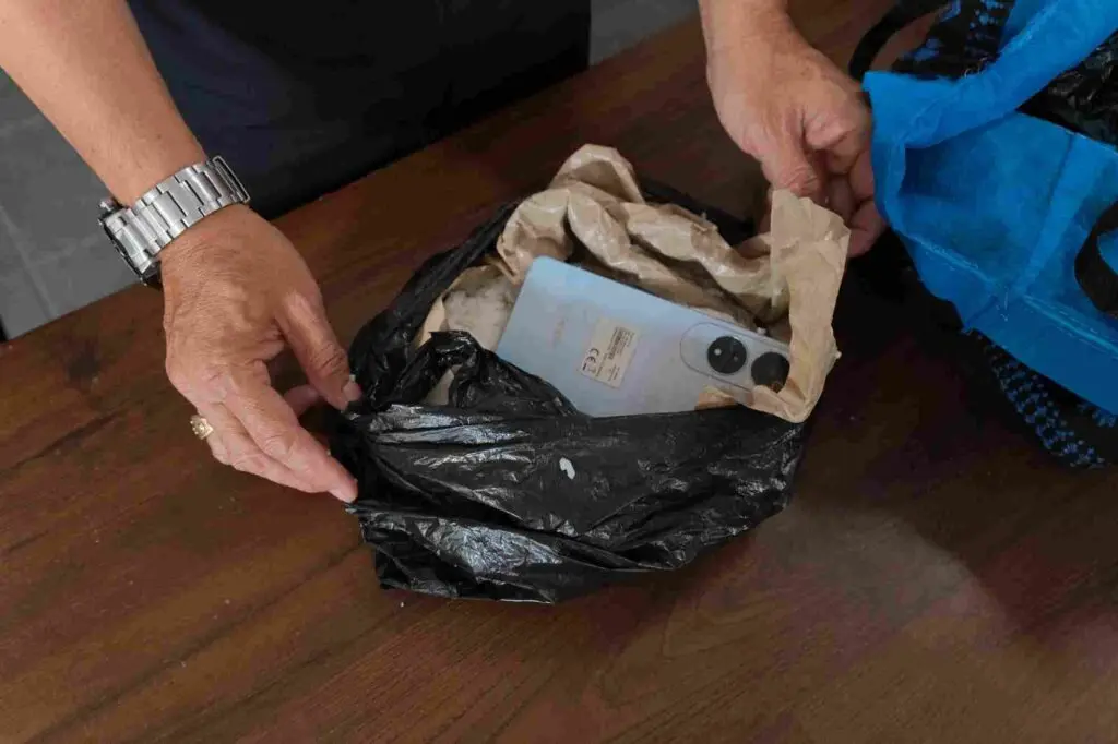 HP Diselundupkan dalam Nasi, Lapas Malang Bongkar