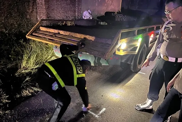 Ibu-Anak Tewas, Truk Parkir Disorot Polisi