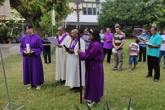 Jumat Agung Lamongan, Toleransi Dijaga Ketat Aparat