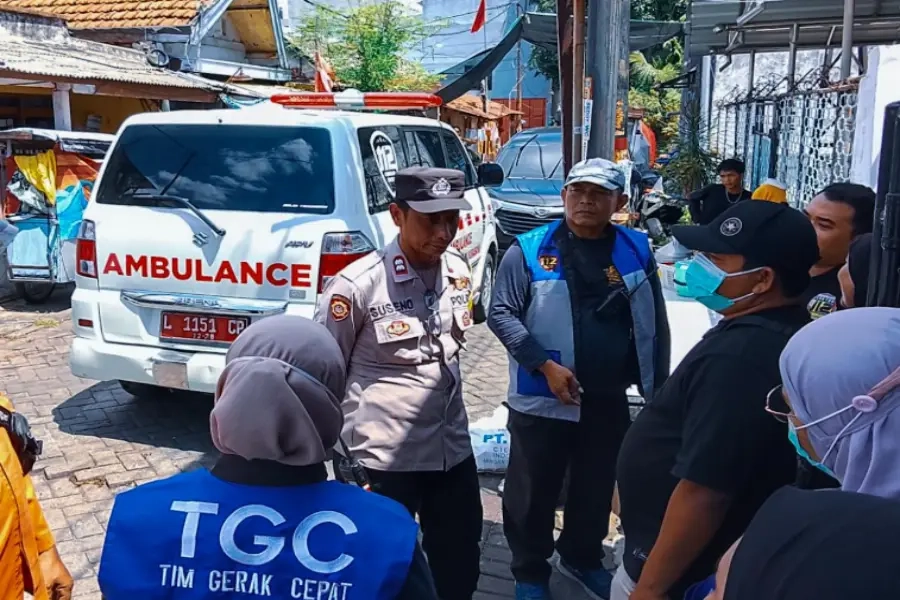 Puluhan Warga Lemas, Polisi Selidiki Dugaan Keracunan