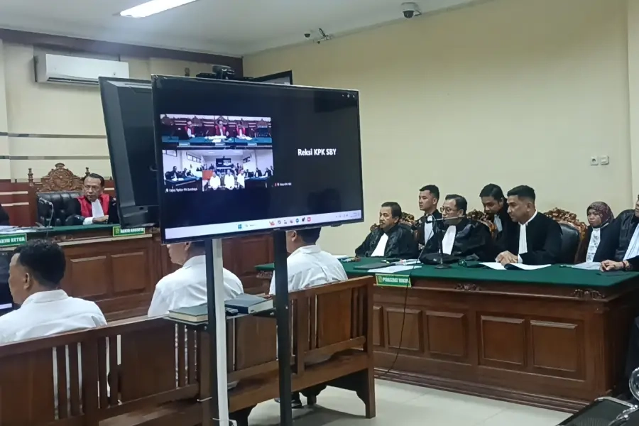 Sidang Korupsi Sugiri Disorot, 12 Pengacara Turun