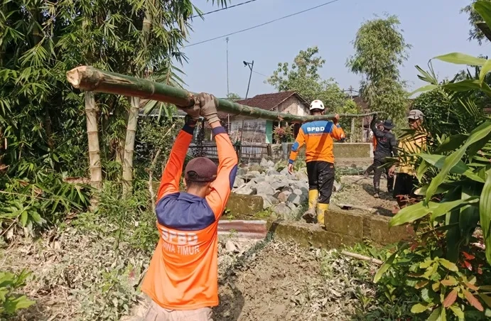 Tanggul Jebol Jombang, Respons Darurat Dipertanyakan