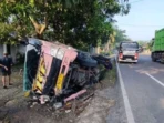 Truk Tangki Nyungsep, Sopir Diduga Mengantuk