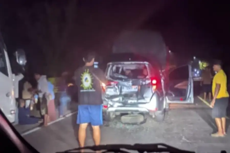 Diduga Mengantuk, Truk Box Picu Tabrakan Beruntun