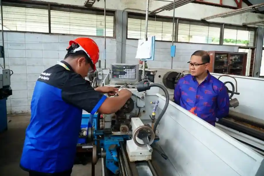 Dindik Jatim Desak PTKK Upgrade Mesin Industri