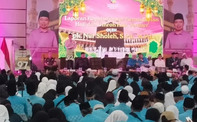Doa Politik Haji, Bupati Jember Disorot