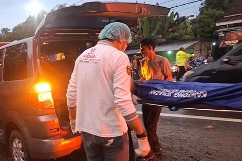 Kakak Beradik Tewas, Polisi Buru Truk Kabur