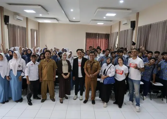 Lem Rajawali Dorong Kualitas Kriya Kulit Siswa