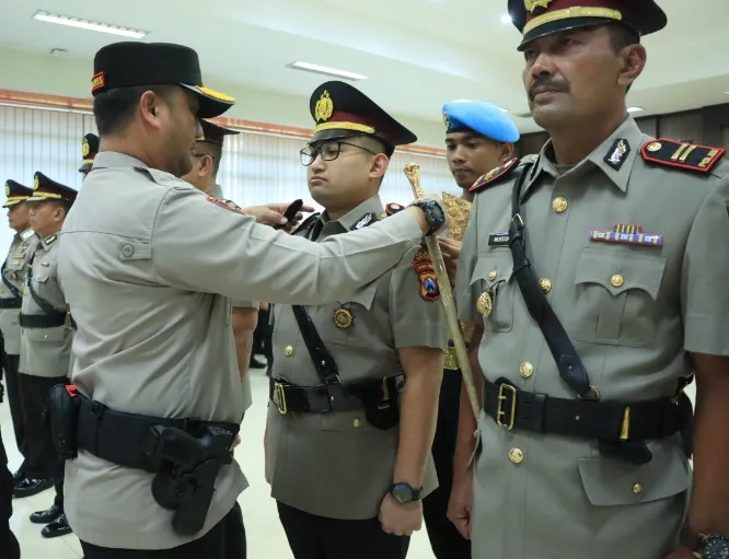 Mutasi Besar Polres Gresik, Kapolsek Berganti