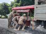 Penertiban PKL SLG Disorot, Tiga Gerobak Diamankan