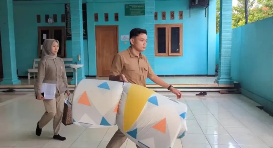 Polisi Sita Kasur Ponpes Kasus Asusila