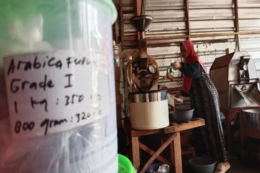 Roasting Kopi Lereng Ijen-Raung Diserbu Warga