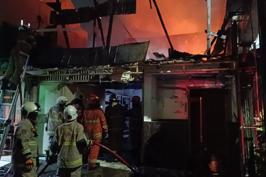 Rumah dan Motor Hangus, Kebakaran Kedung Anyar Diselidiki