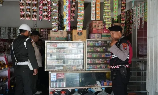 Satpol PP Jombang Sita 377 Pak Rokok Ilegal