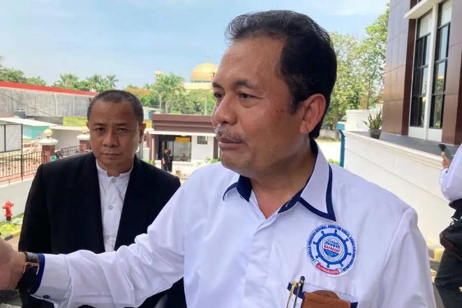 Tarif Ferry Mandek, Operator Tertekan Biaya