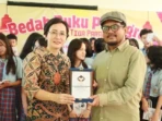Bedah Buku Pentigraf Perkuat Literasi Siswa Widya Wiyata Bedah Buku Pentigraf Perkuat Literasi Siswa Widya Wiyata