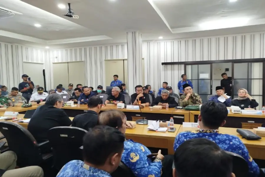 DPRD Desak Laporan Pak Dur Dicabut