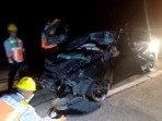 Honda City Hantam Truk di Tol Jombang, Satu Tewas Honda City Hantam Truk di Tol Jombang, Satu Tewas