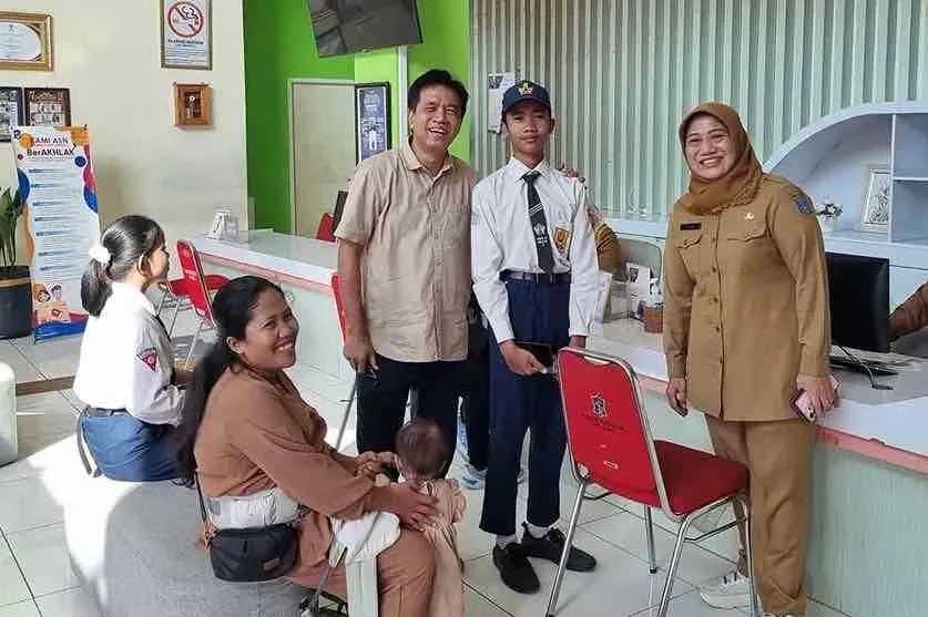 Integrasi Data SPMB Disorot, Warga Miskin Masih Urus Manual