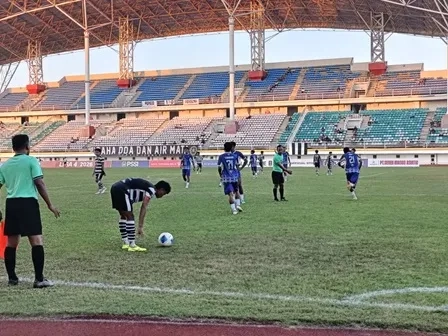 Persid Sapu Bersih Grup P