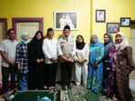 Petugas Haji Bertahan Meski Istri Wafat