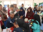 Polres Tuban Layani 100 Warga dalam Bakti Kesehatan Polres Tuban Layani 100 Warga dalam Bakti Kesehatan