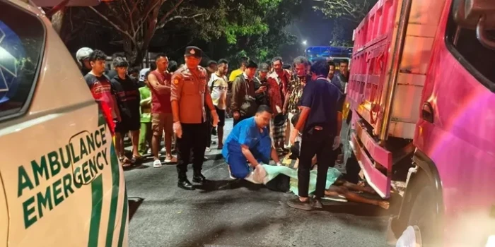 Remaja Tewas Usai Terseret Truk di Padangan