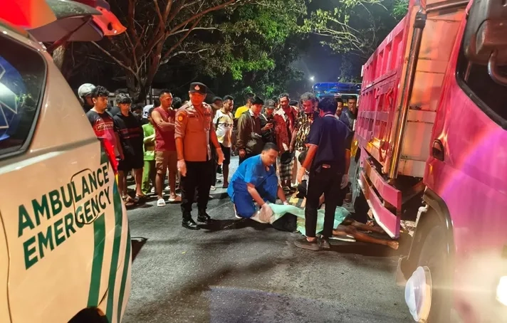 Remaja Tewas Usai Terseret Truk di Padangan