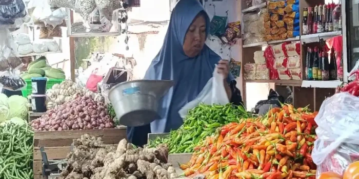 Rupiah Melemah, Harga Cabai Lumajang Melonjak